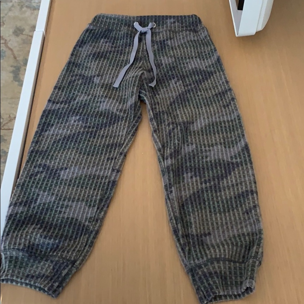Random Hearts Camo Joggers - NEVER WORN